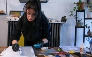 Уникальная художественная традиция в Ялове в память о покойной свекрови