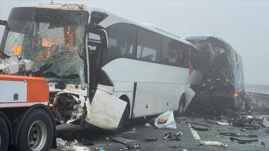 Авария автобуса на юге Турции: 10 погибших и 39 раненых
