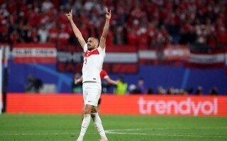 УЕФА отстраняет турецкого защитника Мериха Демирала на два матча