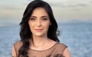 Турецкая актриса Гульша Джом Оглу скончалась в возрасте 38 лет после борьбы с раком