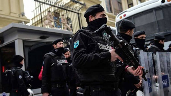 Турция арестовала 282 подозреваемых в терроризме