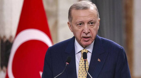 Erdogan Praises Syria's Military Operation Against Kurds